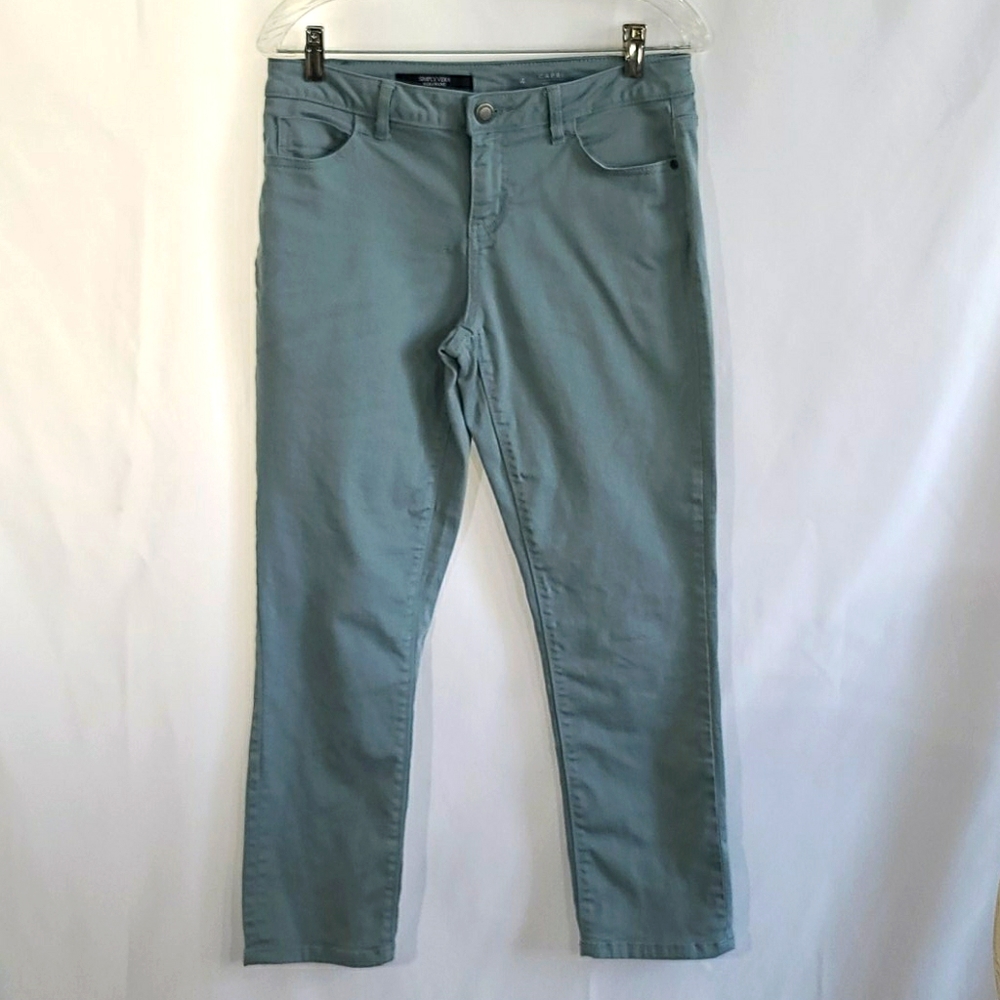 Simply Vera Vera Wang capri mid rise denim